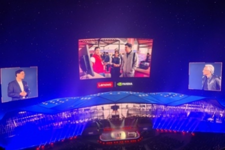 黄仁勋：IT产业过去30年的计算基础设施都需要重塑！