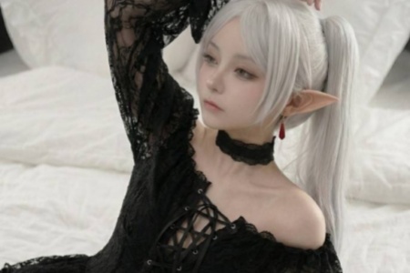 AI大神自制“芙莉莲”COS美图：黑丝美腿太涩了！