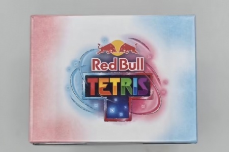 价格翻番！红牛限量《俄罗斯方块》掌机成稀缺商品