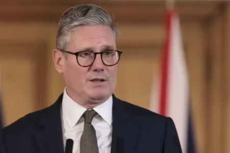 英国首相强硬回应Grok不雅内容，将严惩性化图像滥用