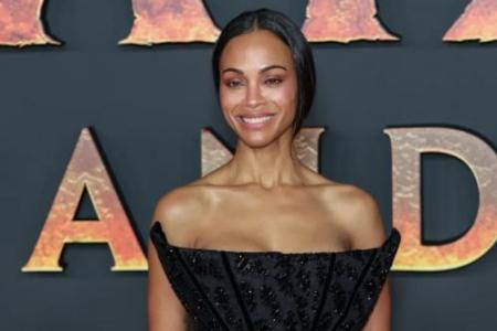 ‌好莱坞女星佐伊索尔达娜成为全球影史票房最高演员